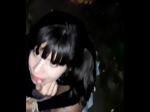 ❤️ Në rrugë penisi i fryrë në këmbim të karamele ❌ Super seks në sq.muitohentai.ru ❤